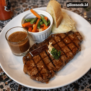 Read more about the article 5 Restoran Steak Di Kebon Jeruk Yang Paling Banyak Dicari